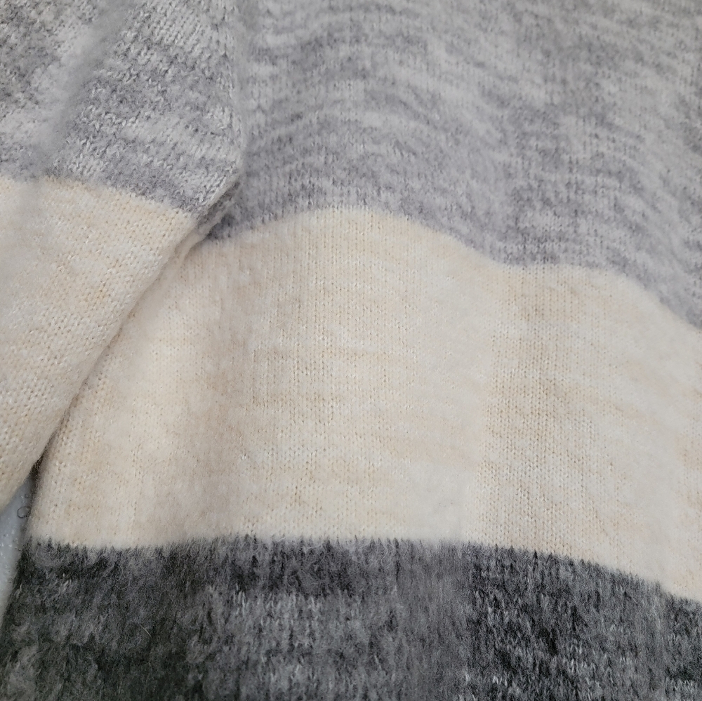 Universal Thread Oversized Striped Knit Sweater - Picture 2 of 4